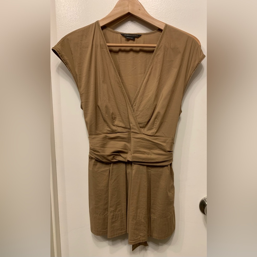 👚 Elegant Tan Blouse with an Elegant Flair – Classy with a Twist! ✨😉